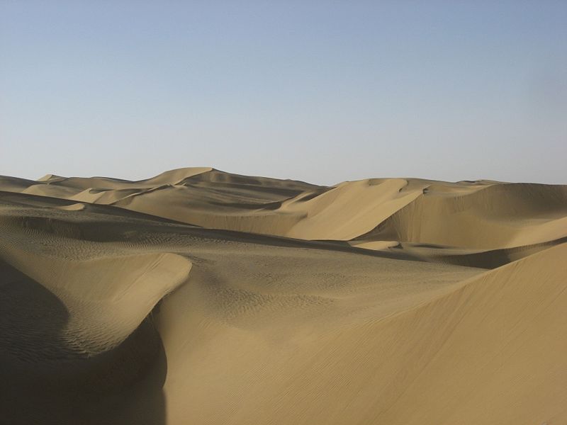 taklamakan_desert.jpg