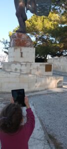 2d8b4e57 05fc 4f92 8bea f982cd7dcc63