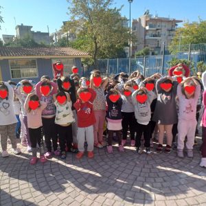 IMG ab25f4e9b49241584291b669e4784060 V