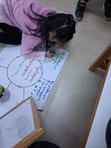 e35f2b7b 00c2 4334 85ef 3a0c9423d072