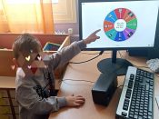 c2aaaff8 e812 47e8 9359 4b227a0a59f4