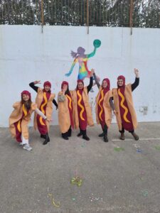 IMG e40276ee788040bf1dbd30ee32c94e82 V