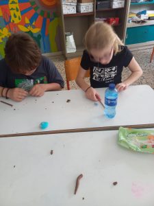 Messenger creation AFAF1945 D5F0 4BAE 903B 536D37D15FC8