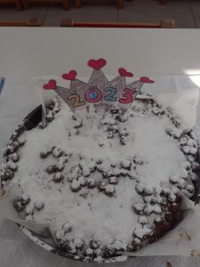 received 7057945544987381