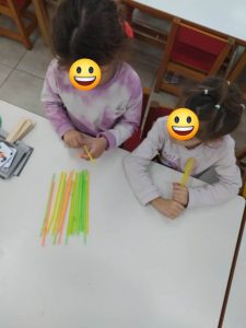 received 1614844034907811