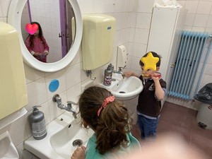 0 02 05 df25149a584de3378a5e55463af42a57bc9b56f8e6ac56fc9d6cccf5857c38fb c4bcf9d98c7735fa