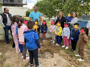 0 02 05 457af4a658ecef623b4c19d8a28c8053ea196f145c811e619c428ab1ccbc3880 c3f60a44a86a78f1