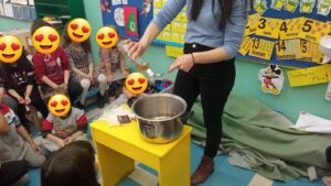 IMG e53c9533ae66430f0833c331c78b7aa9 V