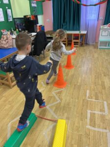 572f8190 f843 4447 b906 3b49bc783766