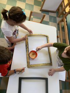 golden frame 1