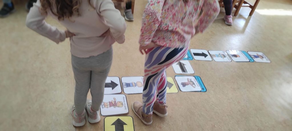 Code week move jump twist 25