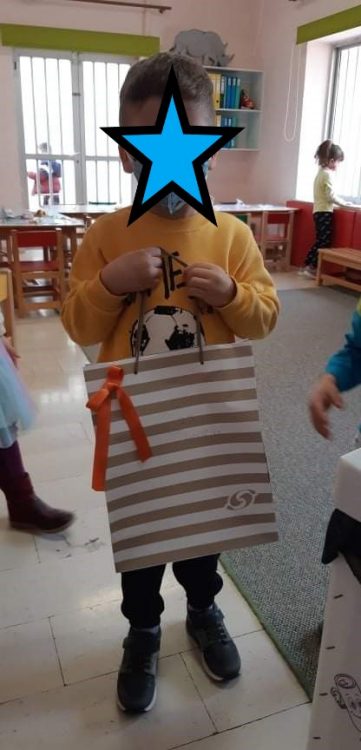 received 475869423950961