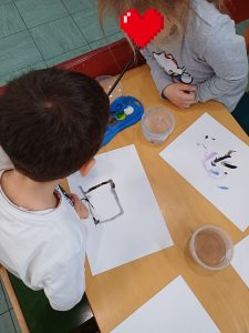 456734e4 87c1 4417 98a3 f0643a47b797