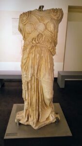 Εκθέματα του Διαχρονικού Μουσείου Λάρισας