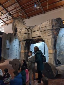 2f15b3cc 9a87 4e1f a96a 494d992d4c98