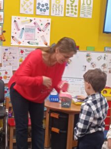 423dbff7 003d 4174 8b49 8baa83d9637c