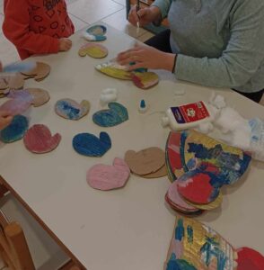 received 1280613759890077