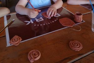 received 4003175193283912