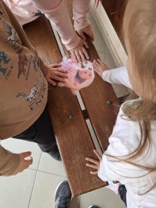 f3081563 b0af 4232 8df0 0537ce5c5473