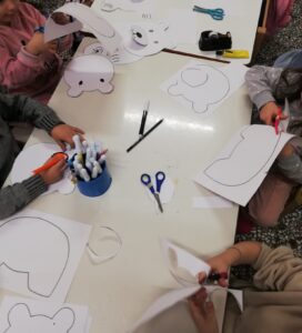 ΚΑΤΑΣΚΕΥΗ ΠΟΛΙΚΗ ΑΡΚΟΥΔΑ ΚΟΒΟΥΜΕ