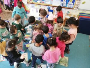 ΠΟΙΟ ΒΙΒΛΙΟ ΝΑ ΔΙΑΛΕΞΩ ΒΛΕΠΩ ΤΟ ΕΞΩΦΥΛΛΟ ΚΑΙ ΤΟ ΕΠΙΛΕΓΩ