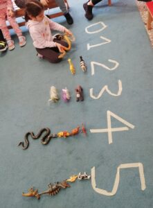 ΜΑΘΗΜΑΤΙΚΑ ΜΑΘΑΙΝΟΥΜΕ ΤΟ 5