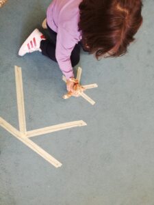 φορά κατεύθυνσης για το γράμμα Κκ