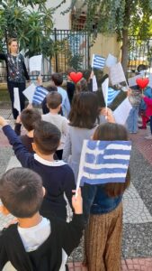 Παρέλαση νηπίων. 28η Οκτωβρίου