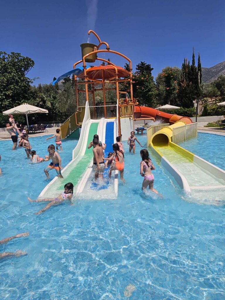 FDF57B74 3FCC 4743 9274 96E0D8F0E327