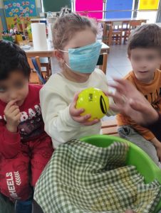 f2222651 2f2a 47d5 9450 fd4e7f6b3e92