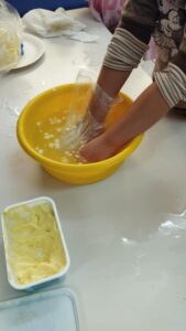 45c21169 325a 469e b912 9b0e058a4d3c