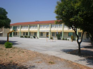 Το κεντρικό κτίριο του σχολείου μας