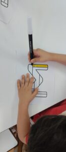 Ε 4