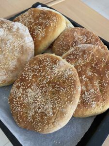 IMG c702f9fe17663041fcce14409b9b7cc4 V