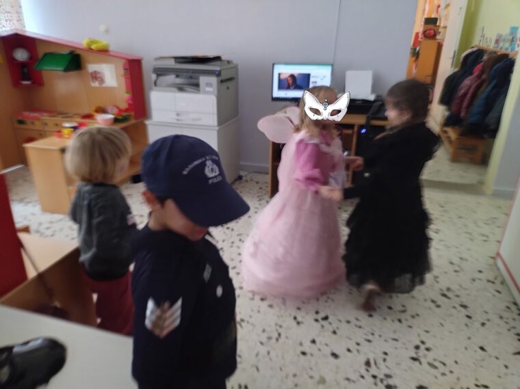 IMG c594a30ceb9afd9979df7af26265be16 V