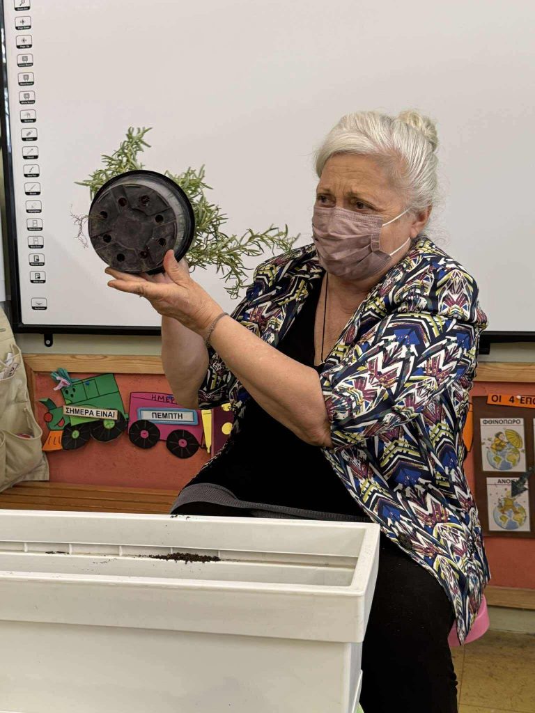 ef9b64e685e8c9cdc4f873e6359baaaa