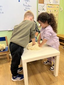 4AB3659D B194 4D7A BC87 DB2F10B9C63A