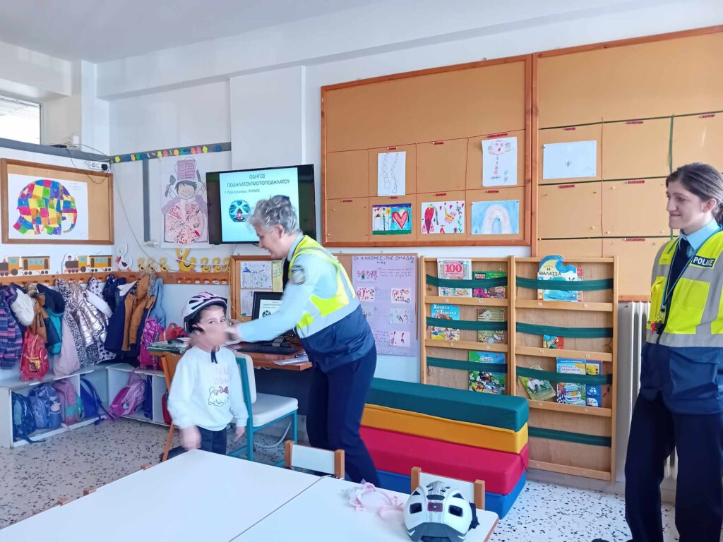 55945843 c2c8 4cd4 b449 69799c6bd6be