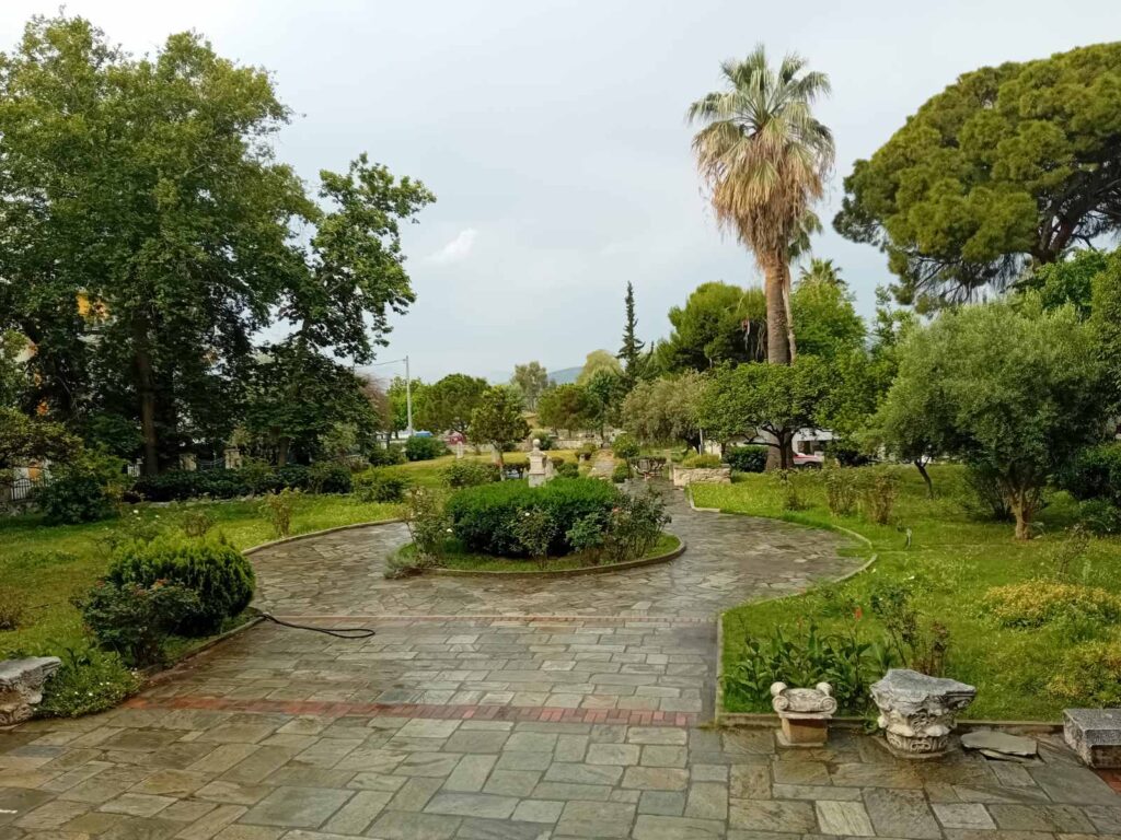 IMG ce60835df2f8db5a44915f80c01c3812 V