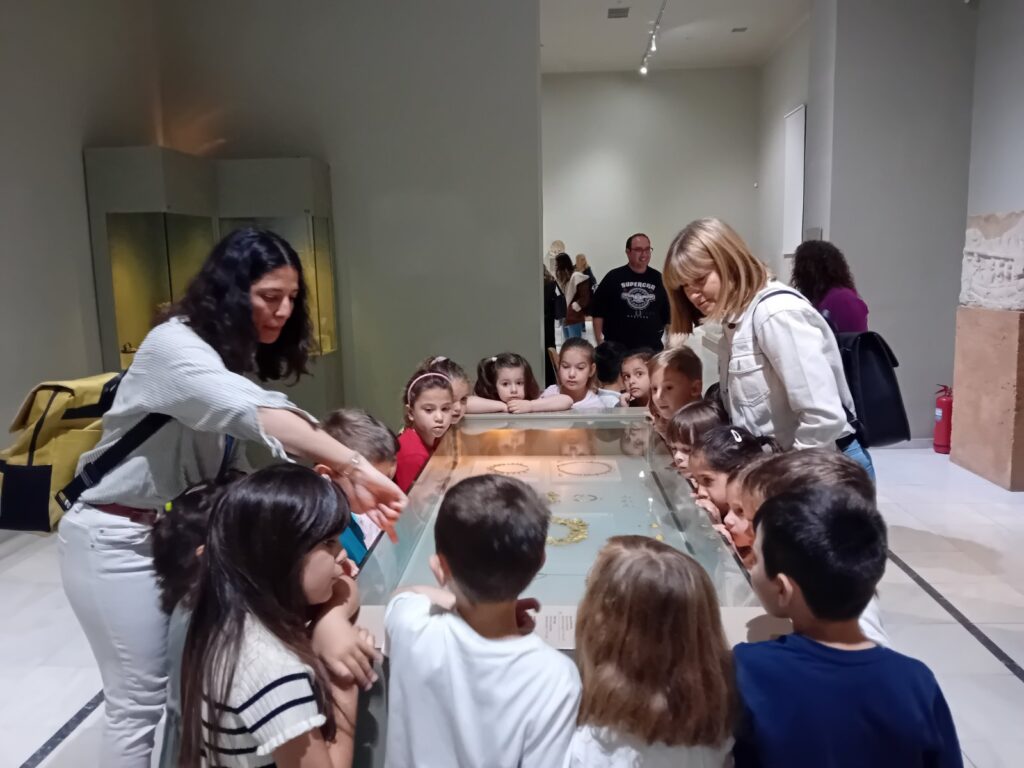 IMG e3884d7b39cdf944d056717c64df0d49 V