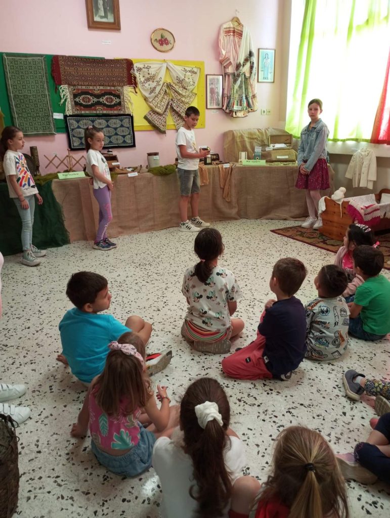 IMG f93d86fcd2cabb72fc5de0c8bf8d01fc V