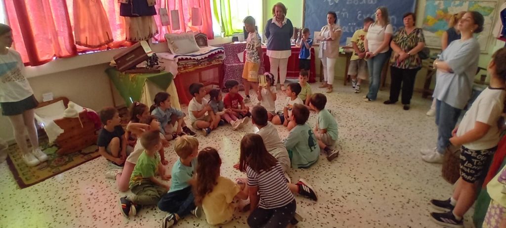 Messenger creation 4D8B9F7B 842C 42FB 9DFA 954E2D2F2AB2