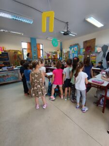 IMG b7a38f5ce01eeeaefb905694bff1db05 V