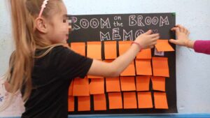 received 921507279895833