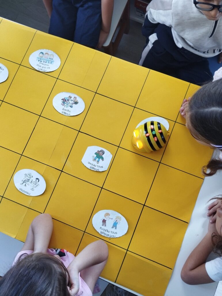 ΜΑΘΑΜΕ ΜΕ BEEBOT