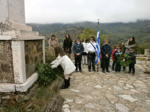 Κατάθεση στεφάνου από το Δημοτικό