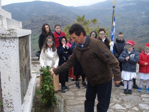 Κατάθεση στεφάνου από τον τοπικό σύμβουλο κ. Κορρέ Ιωάννη