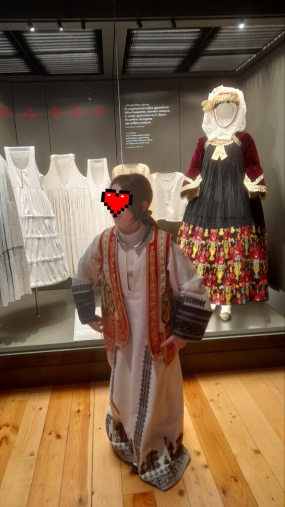 IMG 4bb1fa64be99415744270c55a43a6560 V