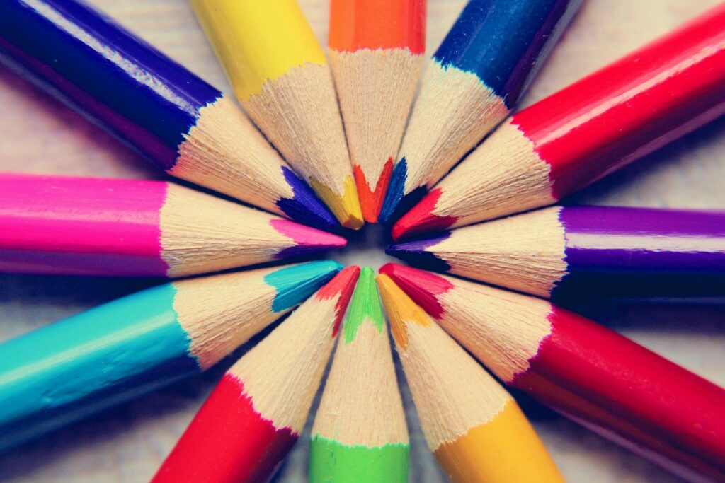 colored pencils 4031668 1280