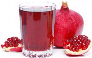 glass-of-pomegranate-juice